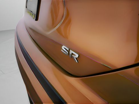 Used 2021 Nissan Kicks SR w/ SR Premium Package FWD image 35