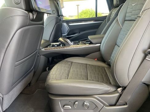 New 2026 Cadillac Escalade Platinum Sport AWD/4WD image 26