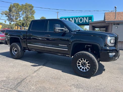 Used 2018 GMC Sierra 1500 SLT AWD/4WD image 2