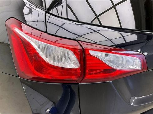 Used 2020 Chevrolet Equinox LT AWD/4WD image 26
