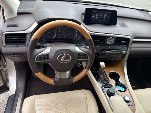 Used 2018 Lexus RX 350 FWD w/ Premium Package image 23