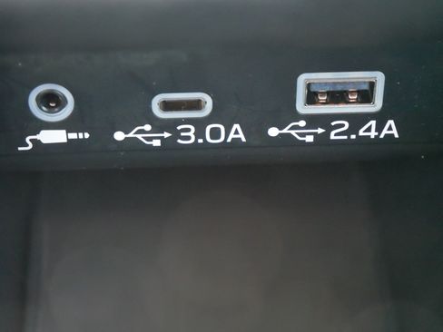 Used 2025 Subaru Outback Premium AWD/4WD image 29