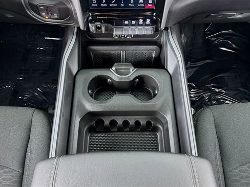 Used 2025 RAM 3500 Big Horn AWD/4WD image 14