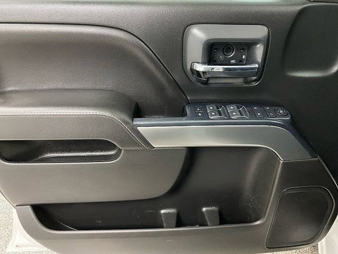 Used 2018 Chevrolet Silverado 1500 LT image 9