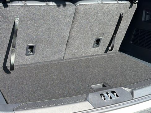 New 2026 Ford Explorer ST-Line w/ ST-Line Street Pack image 27