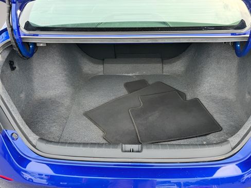 Used 2018 Honda Accord Sport image 19