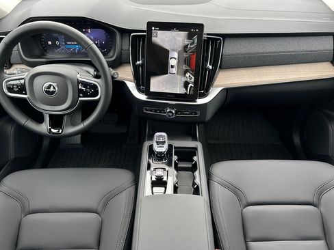 New 2026 Volvo XC90 B5 Plus w/ Protection Package image 12