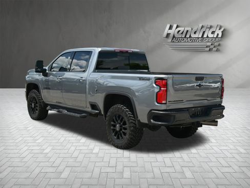 Used 2025 Chevrolet Silverado 2500 LTZ w/ LTZ Plus Package AWD/4WD image 7