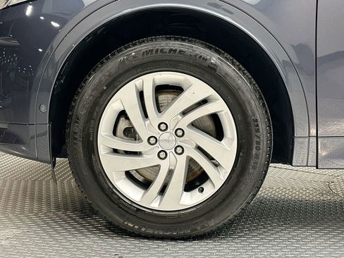 Used 2024 Land Rover Discovery Sport S image 5