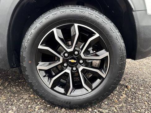 Used 2025 Chevrolet TrailBlazer ACTIV w/ Convenience Package AWD/4WD image 29