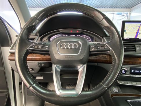 Used 2018 Audi Q5 2.0T Premium Plus w/ Premium Plus Package image 32