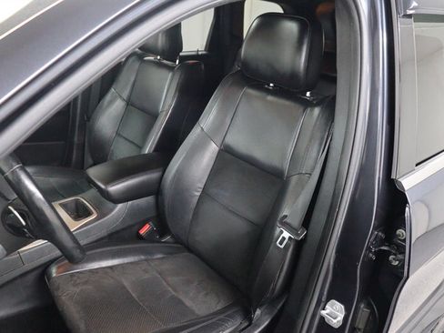 Used 2015 Jeep Grand Cherokee Altitude AWD/4WD image 16
