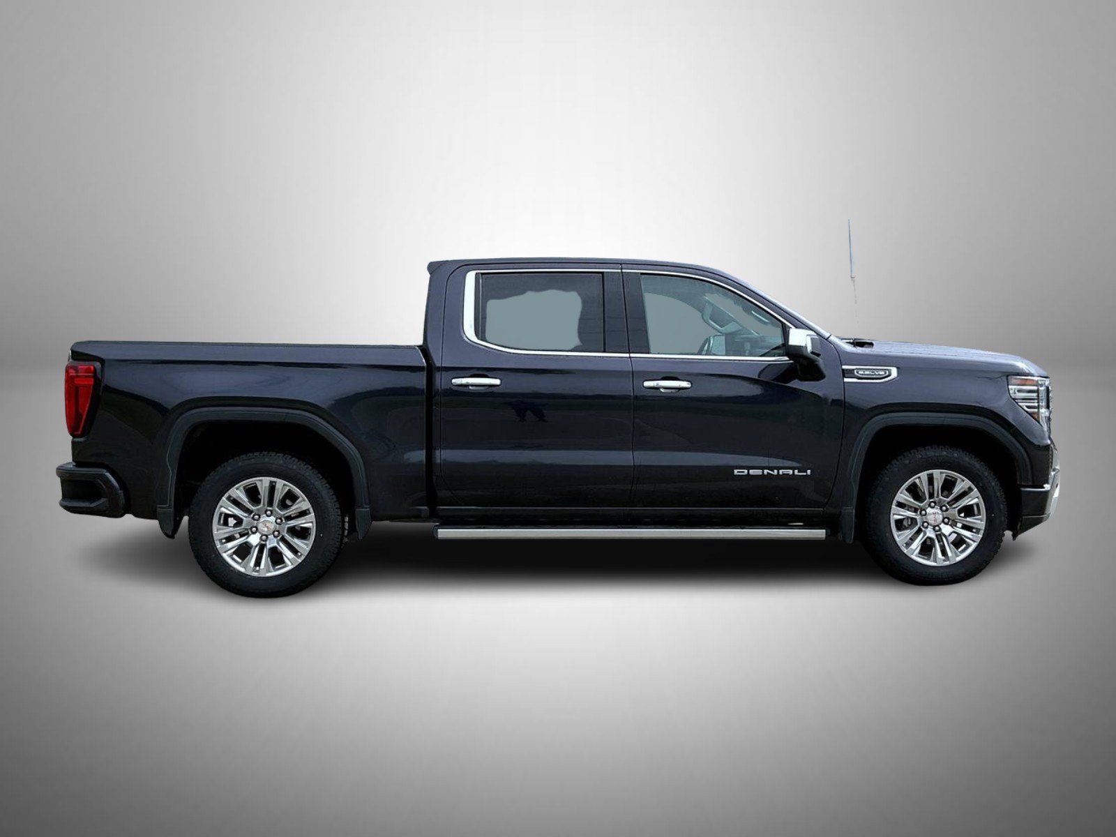 Used 2022 GMC Sierra 1500 Denali AWD/4WD image 4