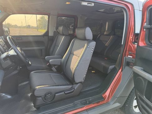 Used 2005 Honda Element EX image 15