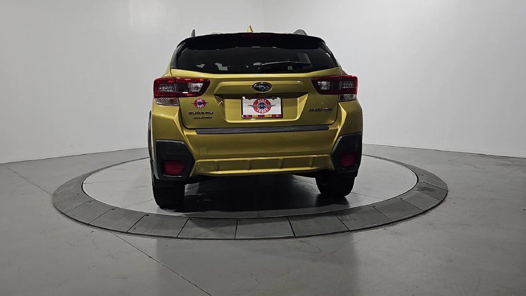 Used 2021 Subaru Crosstrek 2.0i Premium w/ Popular Package #2 AWD/4WD image 4