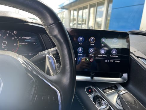 Used 2021 Chevrolet Corvette Stingray Preferred Cpe w/ Z51 Performance Package RWD image 4