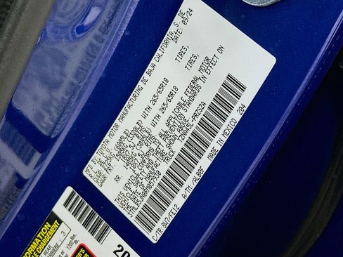 Used 2024 Toyota Tacoma TRD Sport w/ TRD Sport Upgrade Package image 12