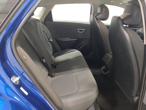 Used 2025 Kia K4 FWD image 19