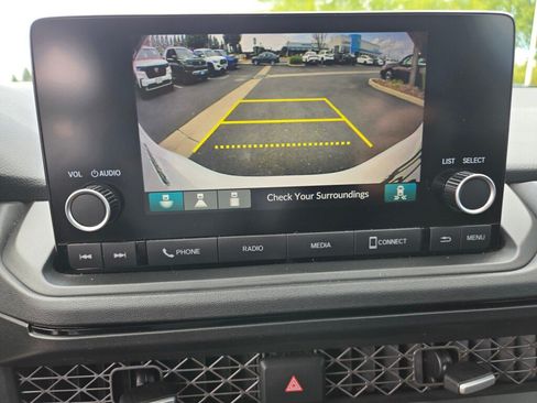 Certified 2025 Honda Accord SE image 13