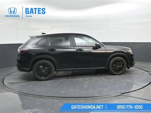 New 2026 Honda HR-V Sport image 3