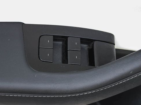 Used 2018 Tesla Model 3 Long Range AWD/4WD image 21