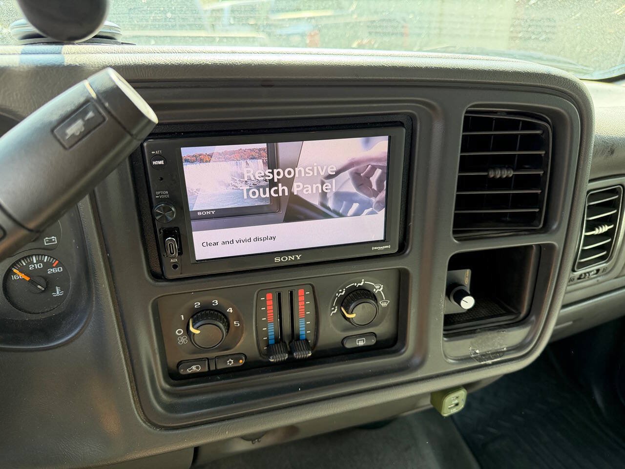 Used 2007 GMC Sierra 2500 SLE w/ Heavy-Duty Power Package AWD/4WD image 31