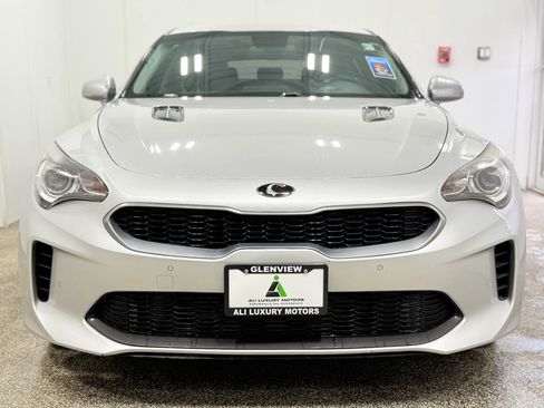 Used 2018 Kia Stinger Sedan 4D image 2