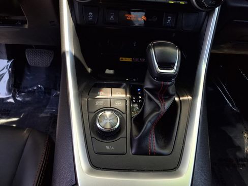 Certified 2022 Toyota RAV4 XSE w/ Weather Package AWD/4WD image 10