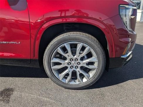 New 2026 GMC Acadia Denali w/ Super Cruise Package FWD image 11