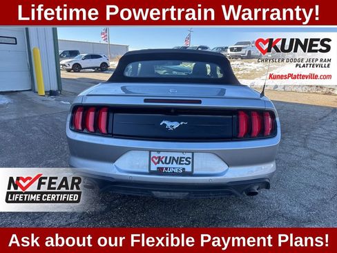 Used 2023 Ford Mustang Convertible RWD image 9