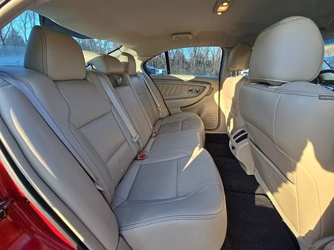 Used 2016 Ford Taurus SEL w/ Equipment Group 201A image 18