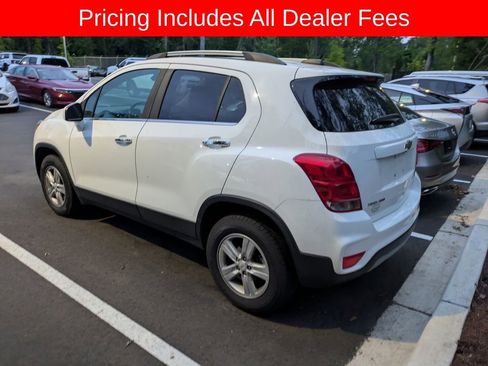 Used 2019 Chevrolet Trax LT w/ LT Convenience Package AWD/4WD image 4