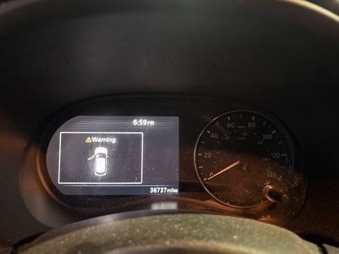 Used 2023 Nissan Kicks SV FWD image 12