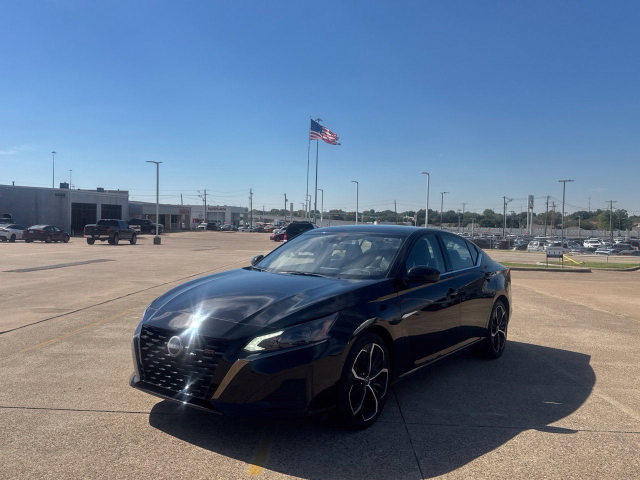 Certified 2024 Nissan Altima 2.5 SR FWD image 9