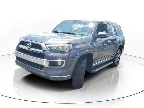 Used 2017 Toyota 4Runner Limited AWD/4WD image 2