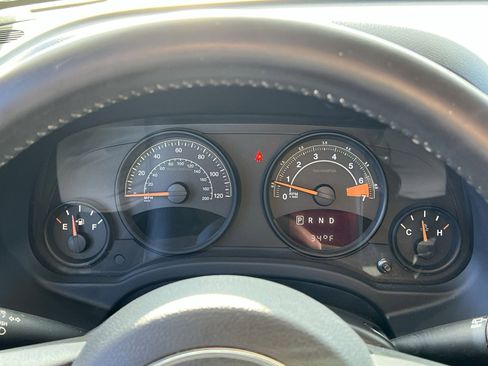 Used 2016 Jeep Patriot High Altitude image 17