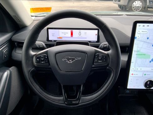 Certified 2024 Ford Mustang Mach-E Select w/ Comfort Package Lite image 5