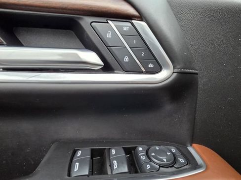 Used 2025 GMC Sierra 2500 Denali Ultimate AWD/4WD image 10