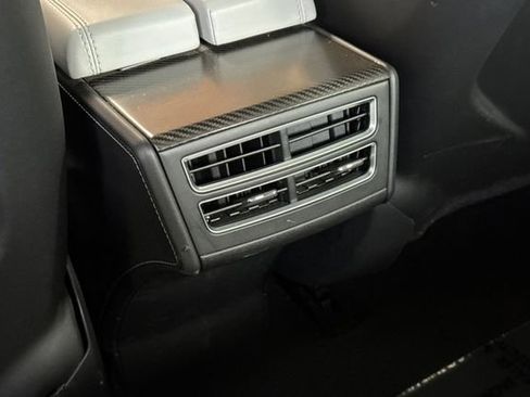 Used 2014 Tesla Model S Base image 15