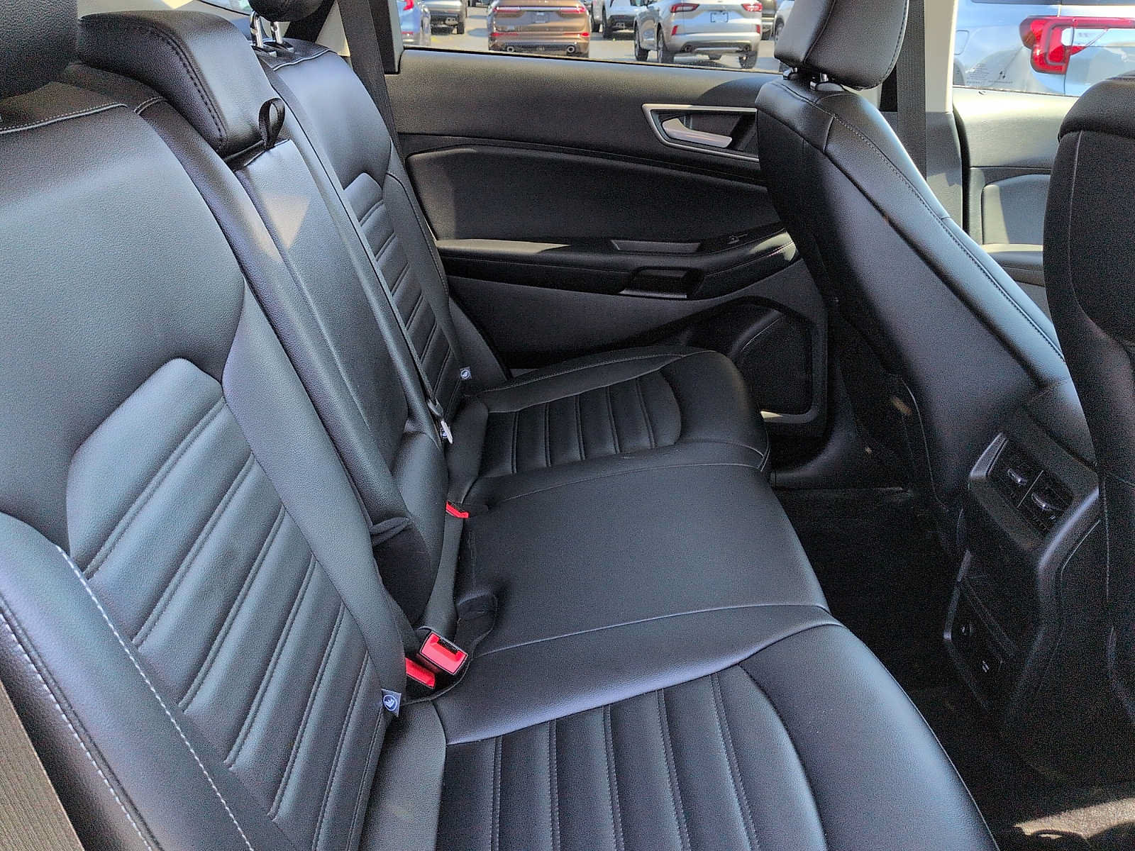Used 2024 Ford Edge SEL w/ Convenience Package AWD/4WD image 11