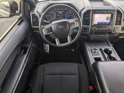Used 2021 Ford Expedition XLT w/ Cargo Package image 15