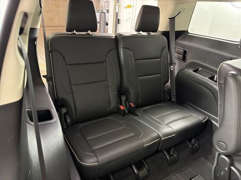 Used 2023 GMC Acadia Denali w/ Trailering Package image 13