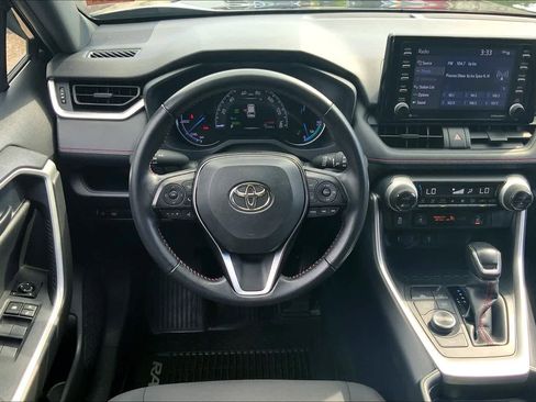 Used 2021 Toyota RAV4 SE AWD/4WD image 6
