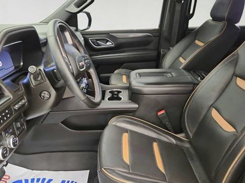 Used 2024 GMC Yukon AT4 w/ AT4 Premium Plus Package AWD/4WD image 11
