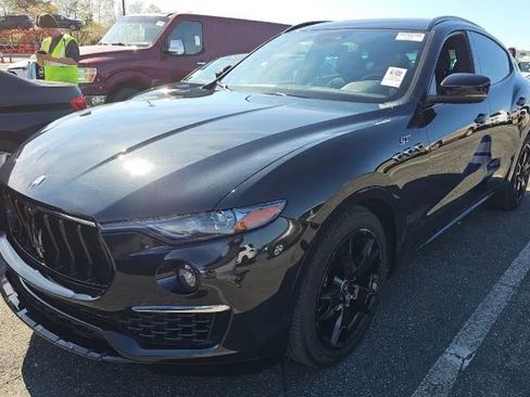 Used 2022 Maserati Levante GT AWD/4WD image 1