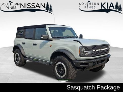 Used 2022 Ford Bronco Badlands AWD/4WD image 1