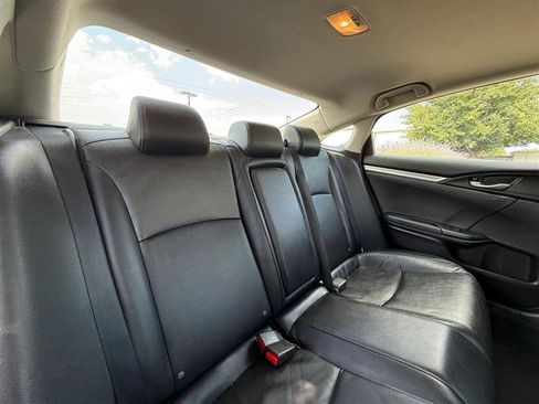Used 2020 Honda Civic EX-L image 18