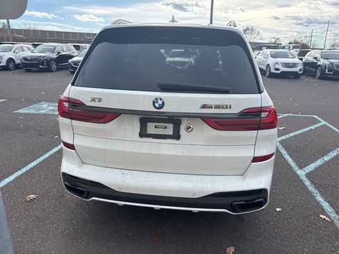 Used 2022 BMW X7 M50i w/ Executive Package image 4