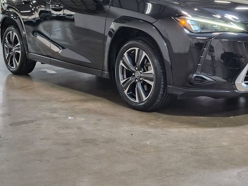 Used 2023 Lexus UX 250h FWD w/ Accessory Package (Z2) image 16