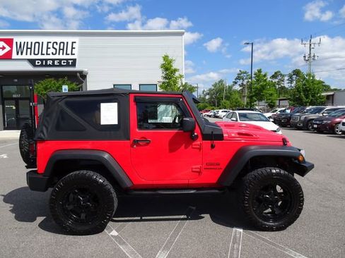Used 2013 Jeep Wrangler Sport AWD/4WD image 3